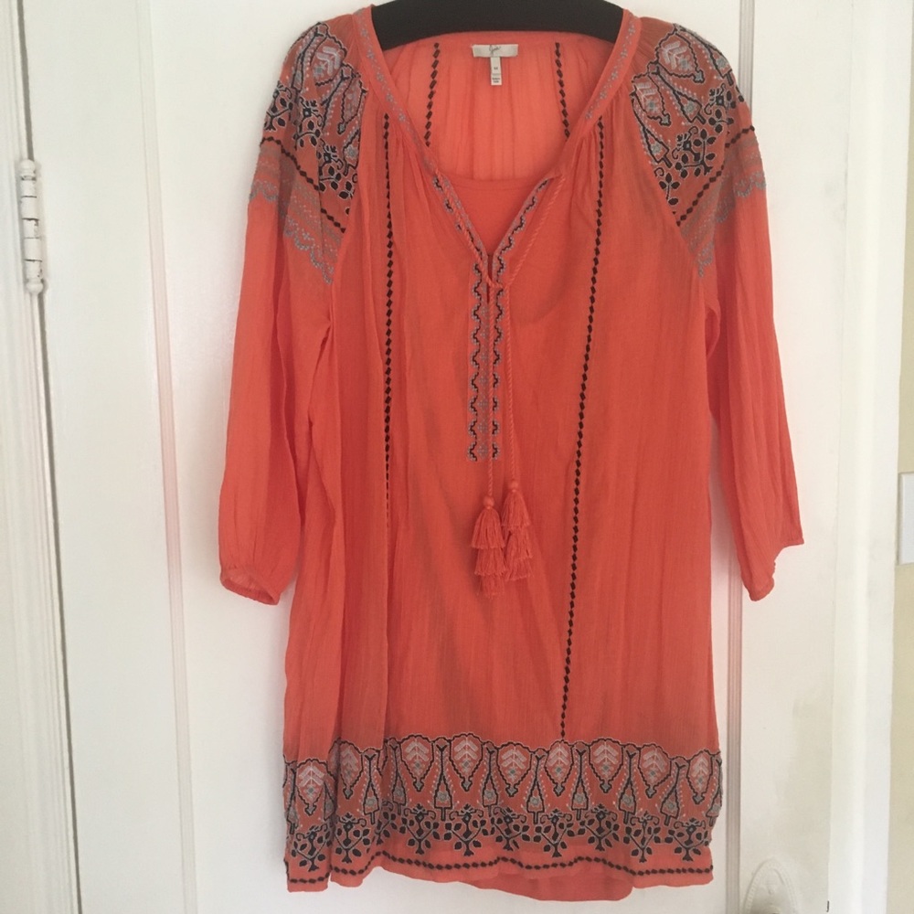 Joie embroidered beach cover up. NWOT. Size M.